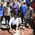Menpora Prosesi Peletakan Batu Pertama Sport Center Unwahas