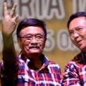Pak Djarot Berusaha Tersenyum