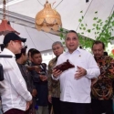 Menteri Eko Dukung Desa Tingkatkan Produk Unggulan
