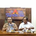 Demokrasi Sesungguhnya Tidak Saling Mencampakkan