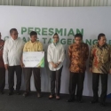 Walkot Tangsel Terima Kartu Kehormatan BPJS Ketenagakerjaan