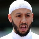 Selamatkan Pelaku Serangan Masjid London Ulama Inggris Tuai Pujian