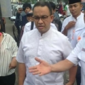 Anies Baswedan Tengok Situasi Mudik Di Stasiun Senen