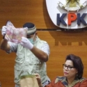Jaksa Agung Membela Diri