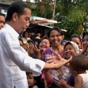Warga Ke Jokowi: Smile Pak!