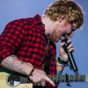 Gara-gara Fans Lady Gaga, Ed Sheeran Berhenti Gunakan Twitter