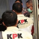 KPK Amankan 10 Tas Berisi Penuh Dalam OTT Kemenhub
