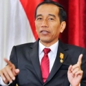 Ekonomi Jatuh Karena Jokowi Terlalu Percaya Diri