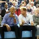 Obama Dan Pangeran Harry <i>Nonton</i> Bareng Pertandingan Basket