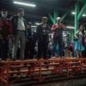 Ribuan Penumpang KRL Telantar Di Stasiun Manggarai Dan Tanah Abang
