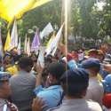 Aliansi BEM SI Bersitegang Dengan Polisi