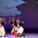 Harmoni Khatulistiwa Harumkan Nama Indonesia Di St. Petersburg International Folklore Festival