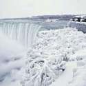 Cuaca Ekstrem, Air Terjun Niagara Membeku Di Akhir Tahun