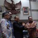 Bamsoet 'Ngelawak' Saat Melantik Ketua Komisi III