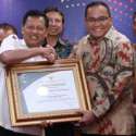 Terbaik Terapkan Pelayanan Publik, Dodi Raih Penghargaan