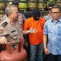 Digerebek, Ribuan Tabung Dari Gudang Gas Oplosan Di Tangerang