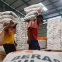 Impor Beras Pukul Harga Gabah Petani