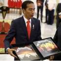 Jokowi Tukar Album Metallica Dengan Uang Rp 11 Juta
