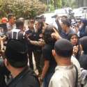 Mau Laporkan Sukmawati, FUIB Dan Satpam Nyaris Bentrok