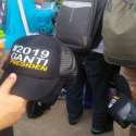 Trotoar Monas Dipadati Pedagang Atribut #2019GantiPresiden