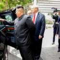 Gedung Putih Merilis Foto Saat Kim Jong Un Mengamati <i>The Beast</i>