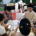 Anies-Sandi Makan Bersama Di Lebaran Pertama