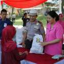 Warga Antusias Serbu Bazar Murah Sespim Polri