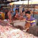 Harga Merangkak Naik, Pembeli Daging Sapi Tak Seramai Daging Ayam