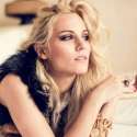 Edurne Garcia, Pamer Pose Seronok
