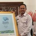 Walikota Bogor Baperan Saat Serahkan Piagam We Love Cities Kepada Gubernur DKI