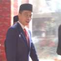 Didahului JK, Jokowi Tiba Di Kompleks Parlemen Dengan Jas Biru