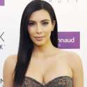 Kim Kardashian, Dikontak Trump Saat Potret Bugil