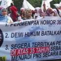 Demo Depan Istana Negara, Guru Honorer: Jokowi Bohong!