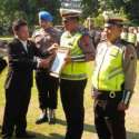 Utamakan Ambulans Daripada Presiden, Empat Anggota Polri Ini Terima Penghargaan