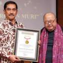 Rajin Ngider Kampus, Kepala BNPT Raih Penghargaan MURI