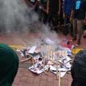 Demonstran: Cabut Deponering Dan Tangkap Bambang Widjojanto<i>!</i>