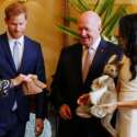 Hamil, Meghan Sumringah Terima Kado Pertama Dari Gubernur Jenderal Australia