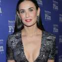 Demi Moore, Awet Muda Terapi Lintah