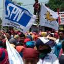 Tuntut Upah Layak, Buruh Demo Bupati Jepara