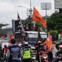 Nekat Naik Kap Bus, Peserta Pawai Persija Ditertibkan