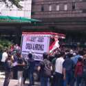 Ratusan Massa Komite Penyelamat Asset Negara Geruduk Gedung Granadi