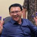 Pose Tiga Jari Bisa Jadi Bentuk Penolakan Ahok Dukung Jokowi