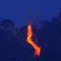 Malam Ini Gunung Merapi Keluarkan Enam Kali Lava Pijar