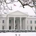 Donald Trump Ungggah Foto Gedung Putih Berselimut Salju