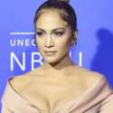 Jennifer Lopez, Cincin Tunangan Senilai 14 Miliar
