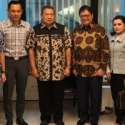 Besuk Ani, Airlangga Sampaikan Salam Jokowi Ke SBY