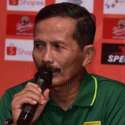 Selalu Kebobolan 2 Gol Dalam 3 Laga, Pelatih Persebaya Rindukan Hansamu dan Ruben