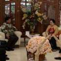 Senyum Sumringah Megawati Sambut Kedatangan Prabowo