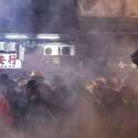 Gas Air Mata Dan Peluru Karet Kembali Warnai Aksi Unjuk Rasa Di Hong Kong