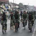 Pakai Kostum Tempur, Danjen Kopassus Gowes Dari Cijantung Ke Sentul